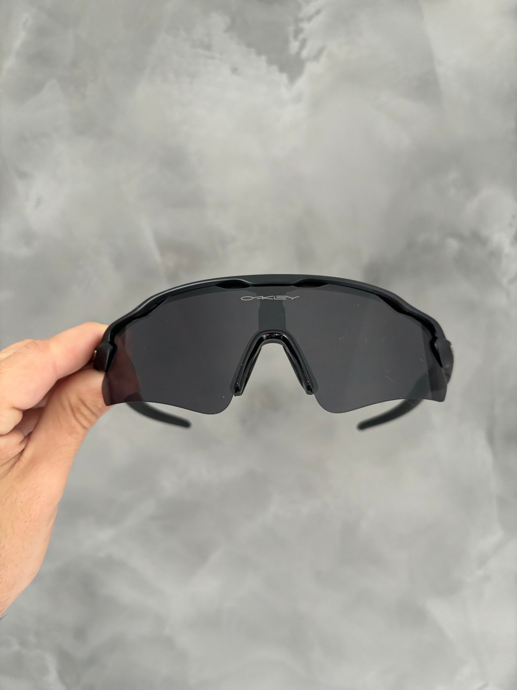 Radar Full Black