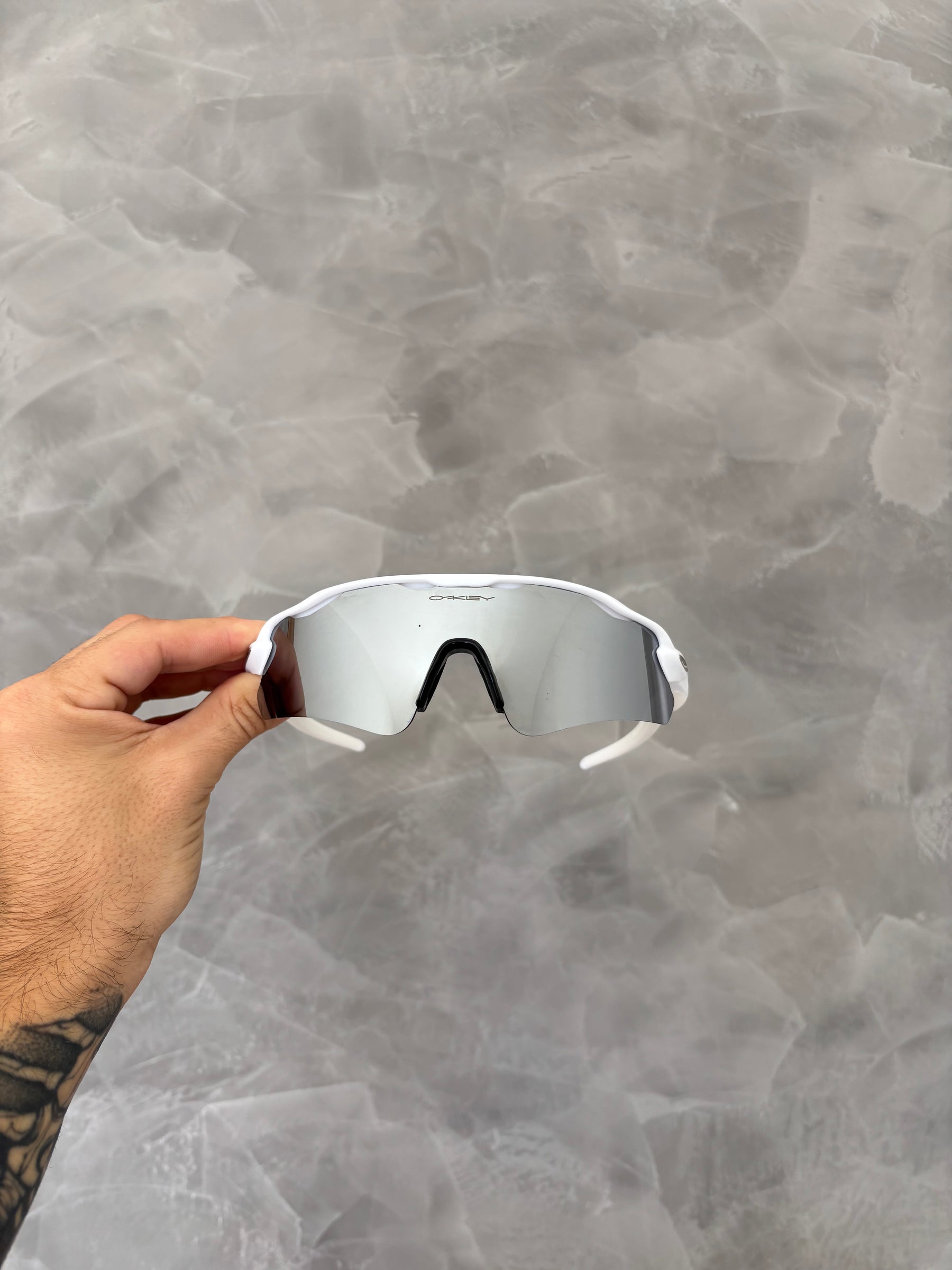 Radar White - Lente Liquid Metal