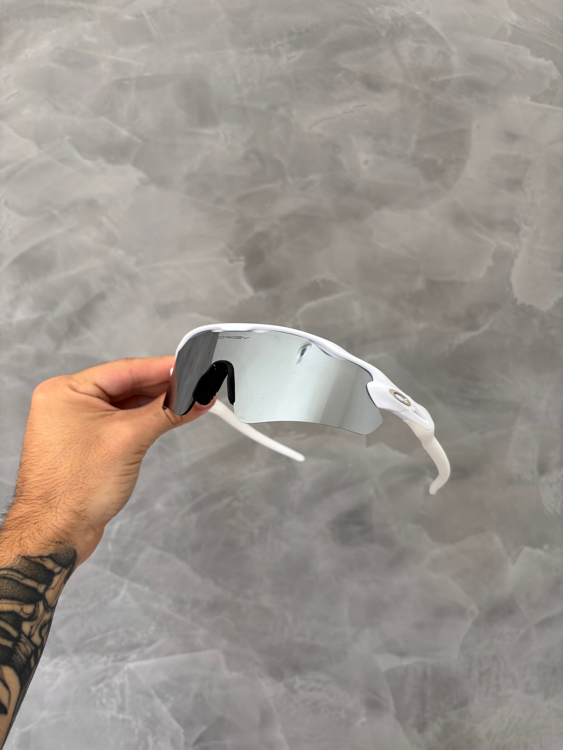 Radar White - Lente Liquid Metal