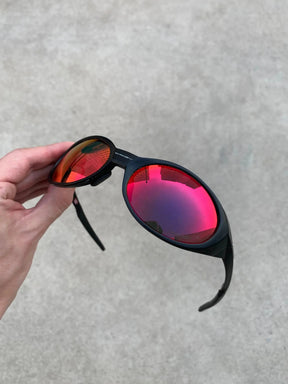 Eye Jacket Black - Lentes Dark Ruby