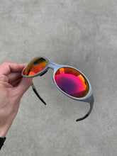 Eye Jacket Gray - Lentes Dark Ruby